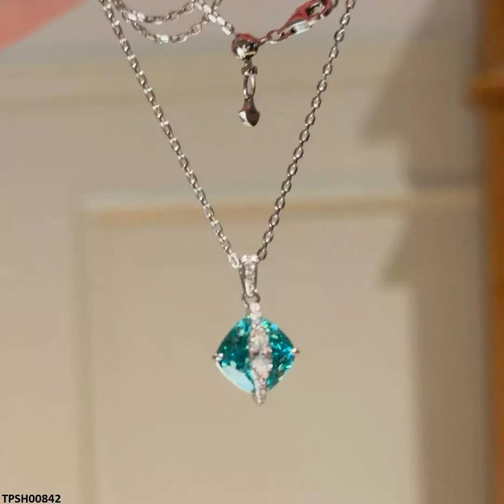 Cross Over stone Zircon Pendant