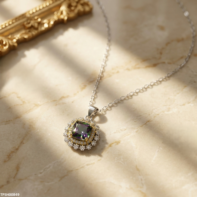 Cushion Zircon Pendant With Chain