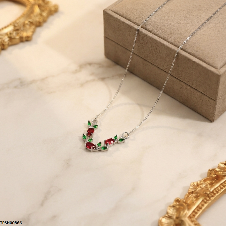 Tulip Leaf Stone Pendant With Chain