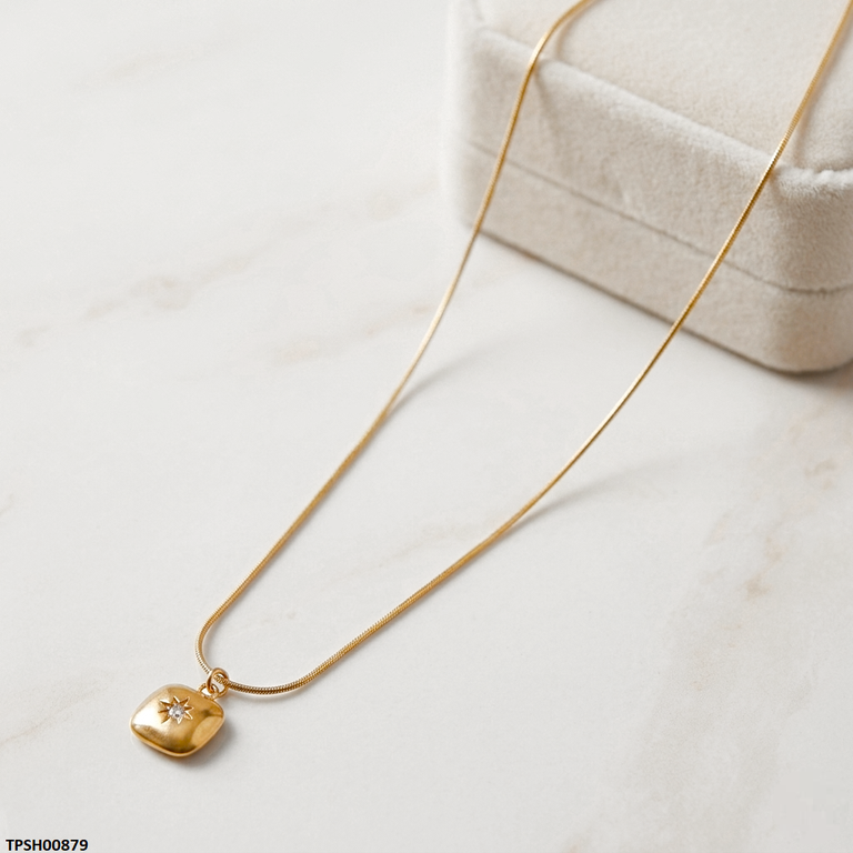 Square/Star Pendant With Chain