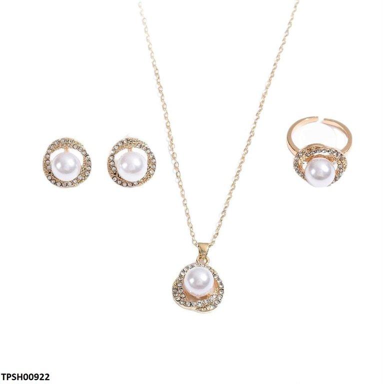 Round Pearl Pendent Set