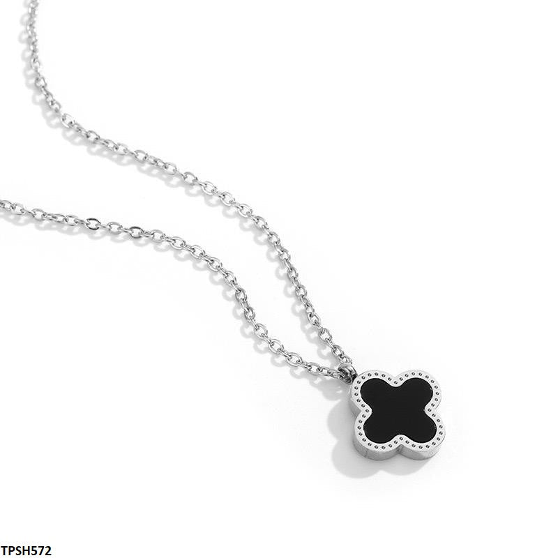Painted Clover Pendant Set