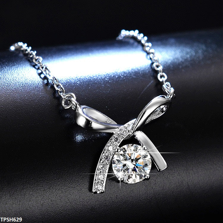 Bow Pendant
