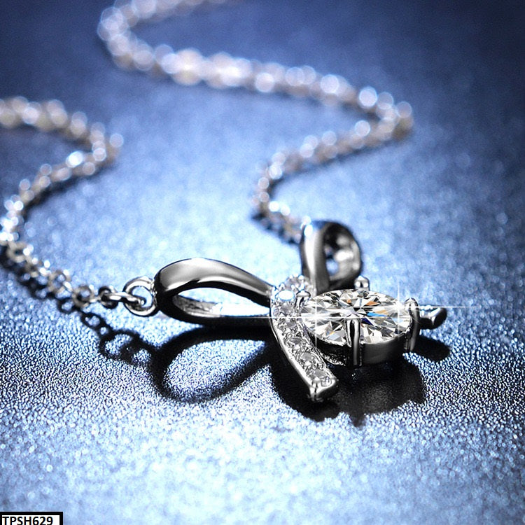 Bow Pendant
