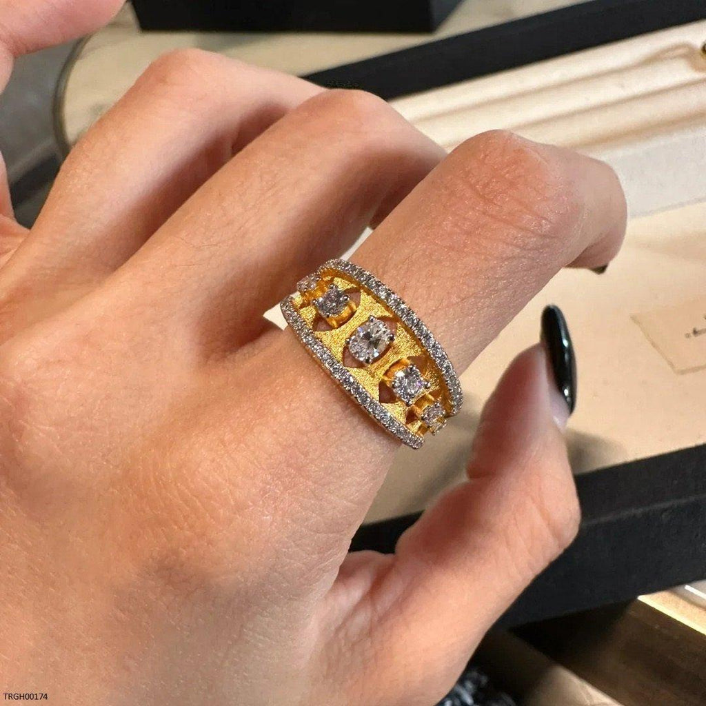 Luxury Crown Ring