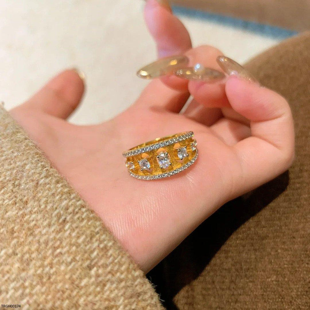 Luxury Crown Ring