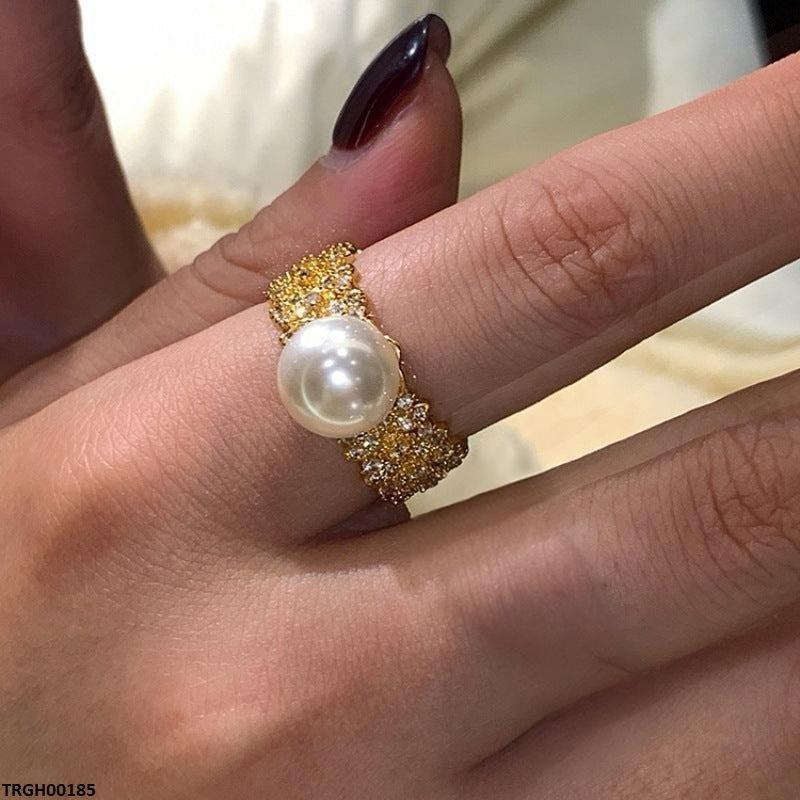 Pearl Round Ring Adjustable