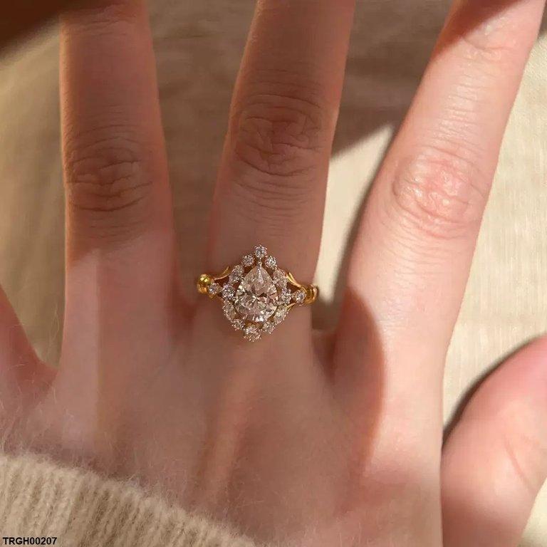 Tear Zircon Ring Adjustable