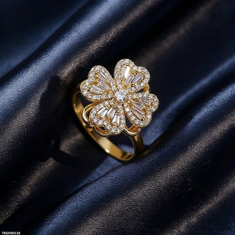 Heart Zircon Spiner Ring