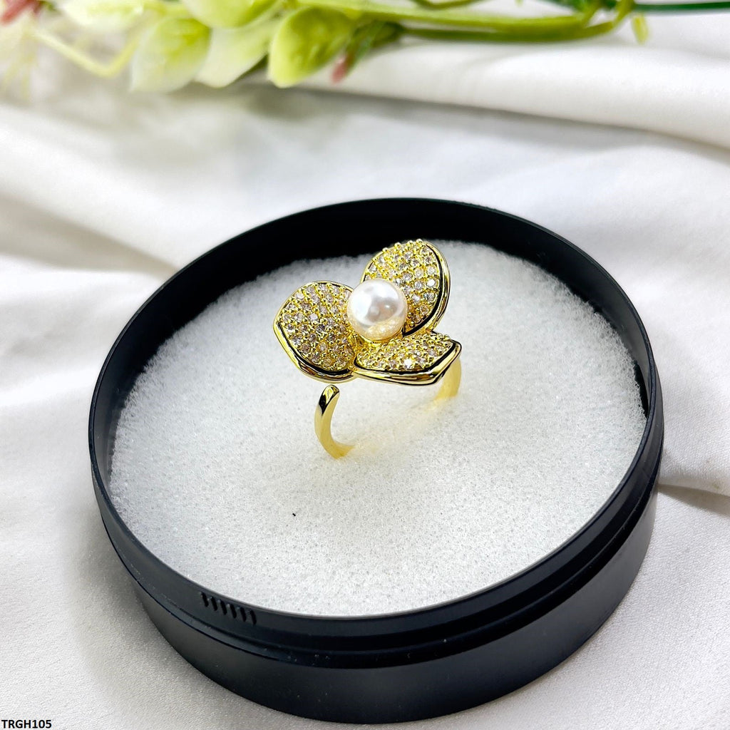 Pearl Flower Ring Adjustable