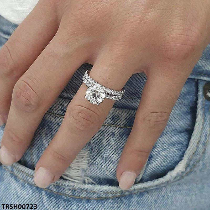 Round Couple Ring