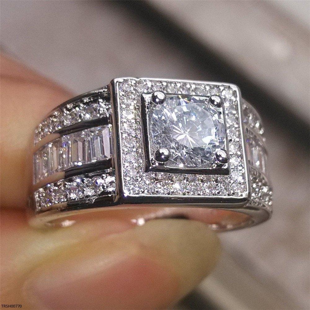 Round Stone Step Zircon Ring