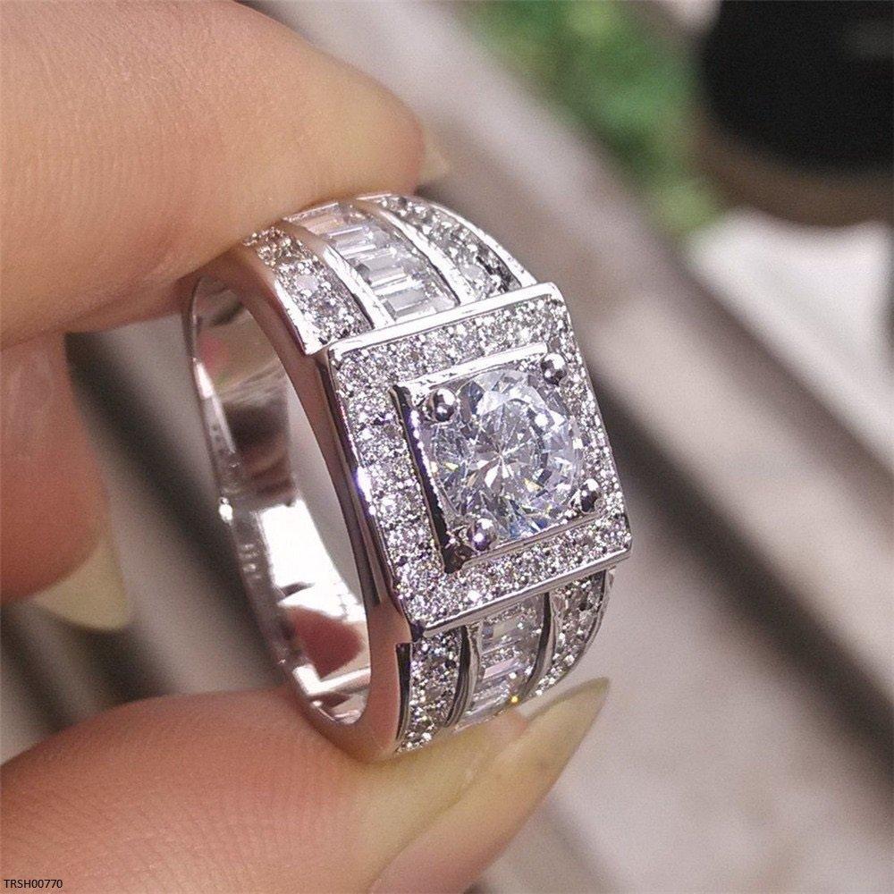 Round Stone Step Zircon Ring