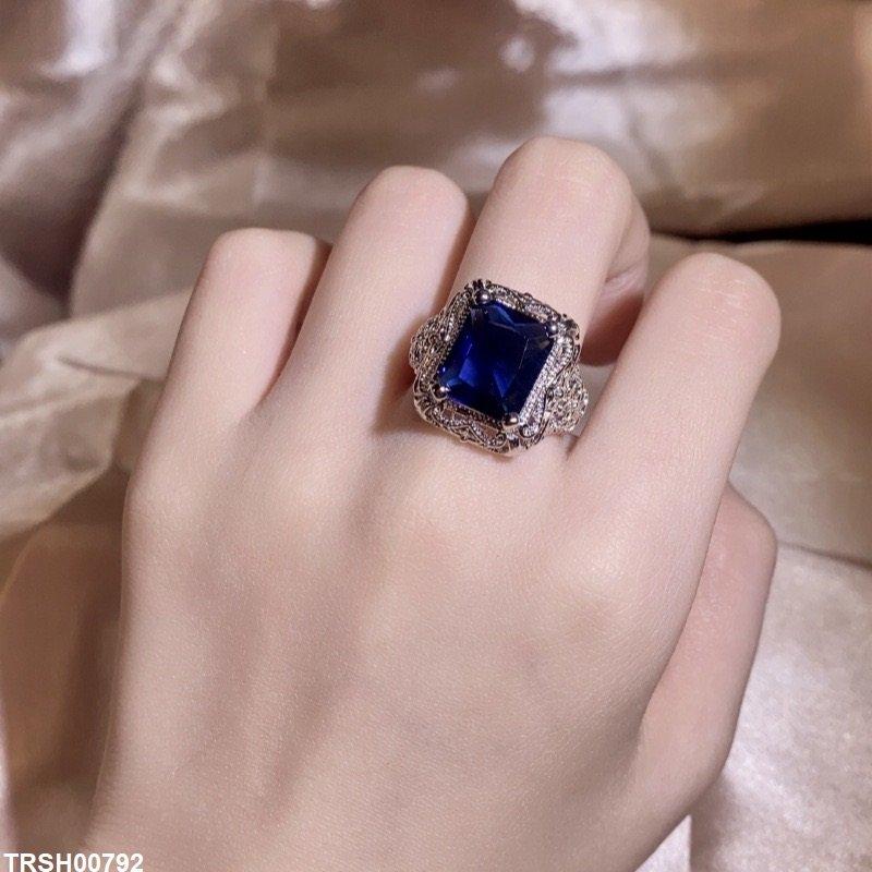 Square Zircon Ring