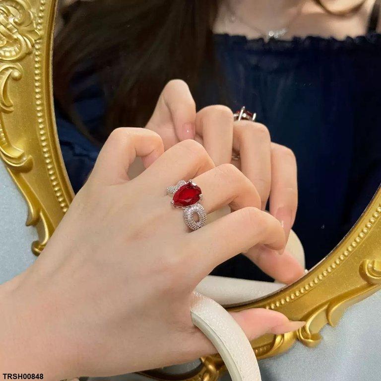 Tear Red Stone Ring Adjustable