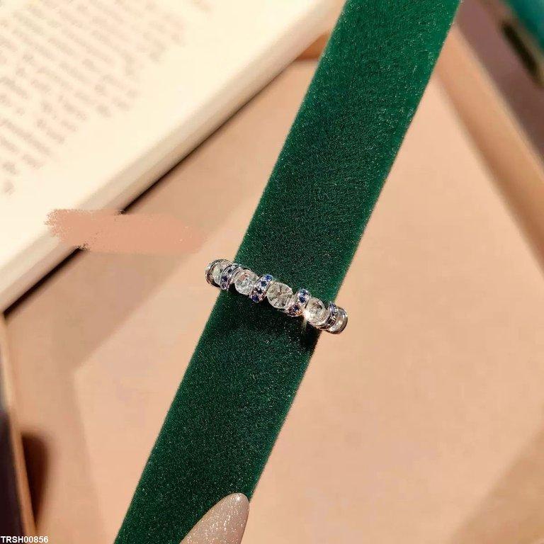 Round Zircon Ring Adjustable