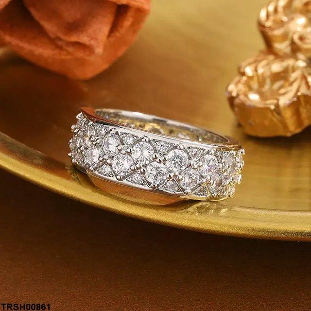 Round Stone Zircon Ring