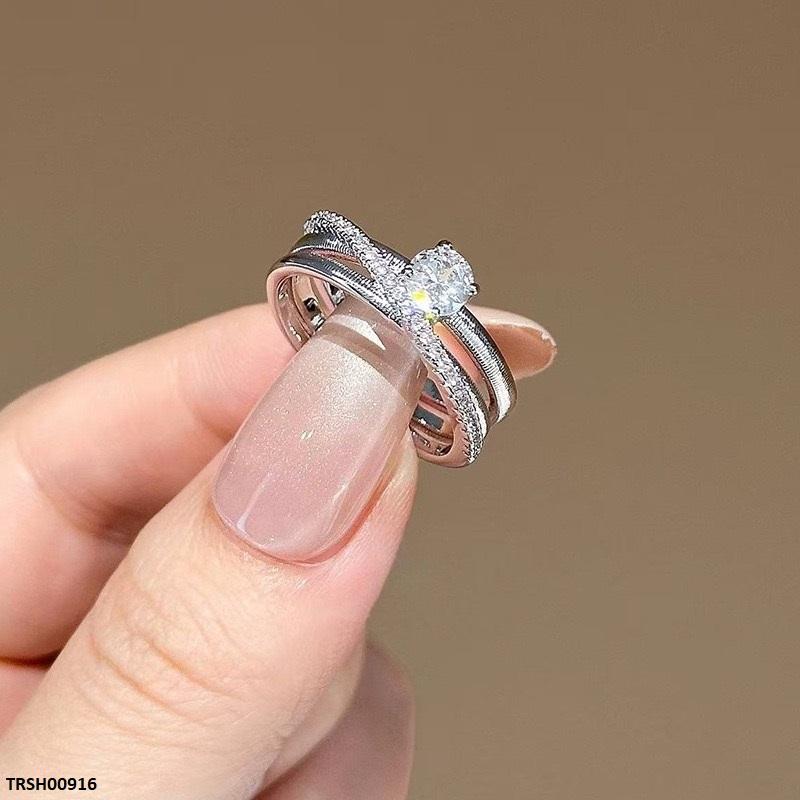 Round Stone Ring Adjustable