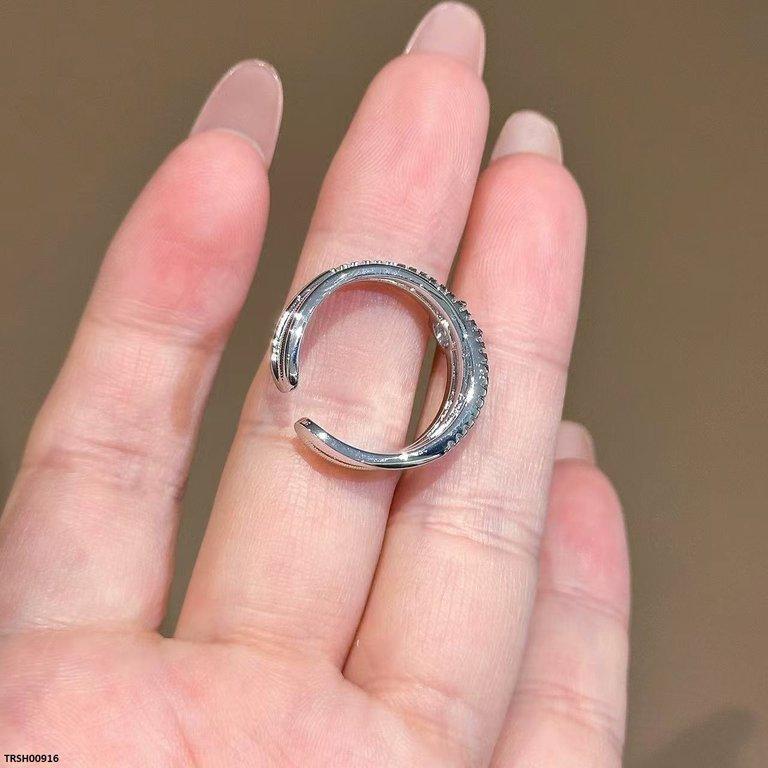 Round Stone Ring Adjustable