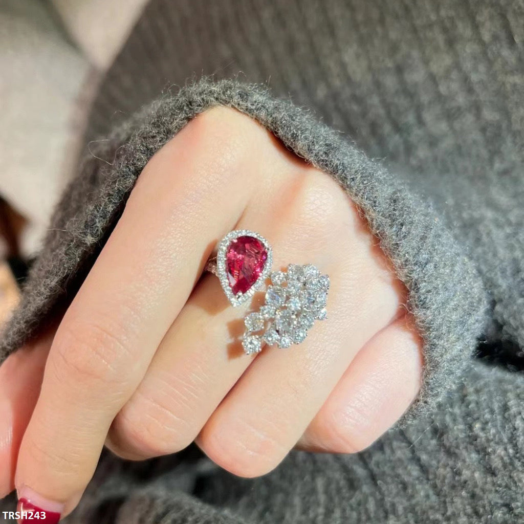 Step Tear Leaf Adjustable Ring
