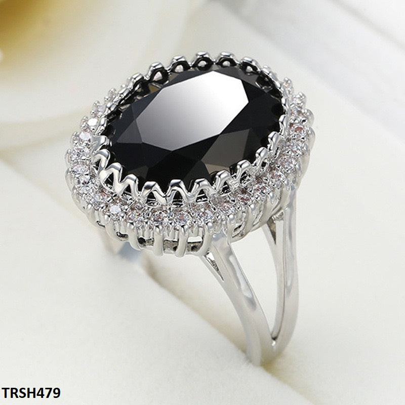 Oval Ring