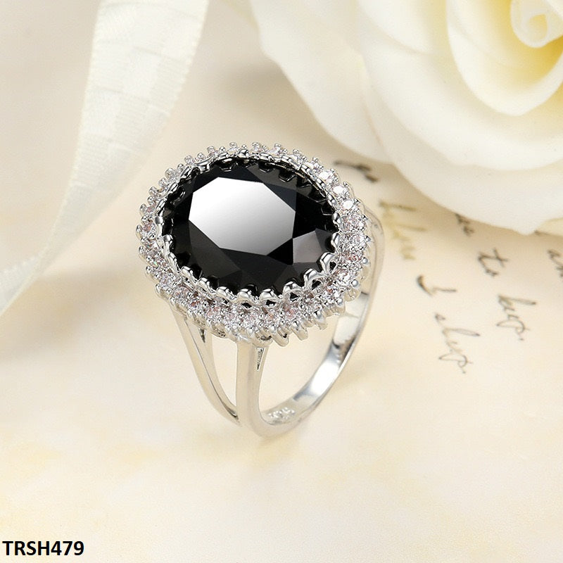 Oval Ring