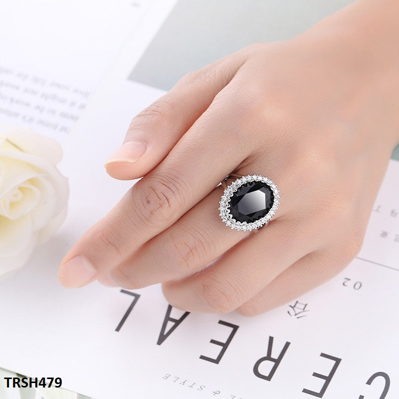 Oval Ring