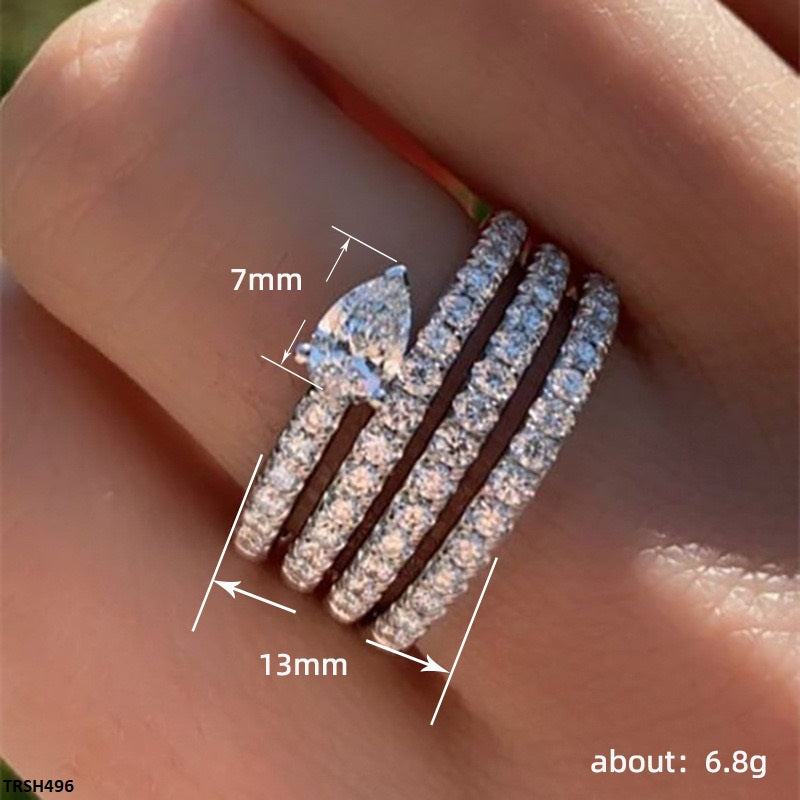 Stylish Round Layered Tear Ring