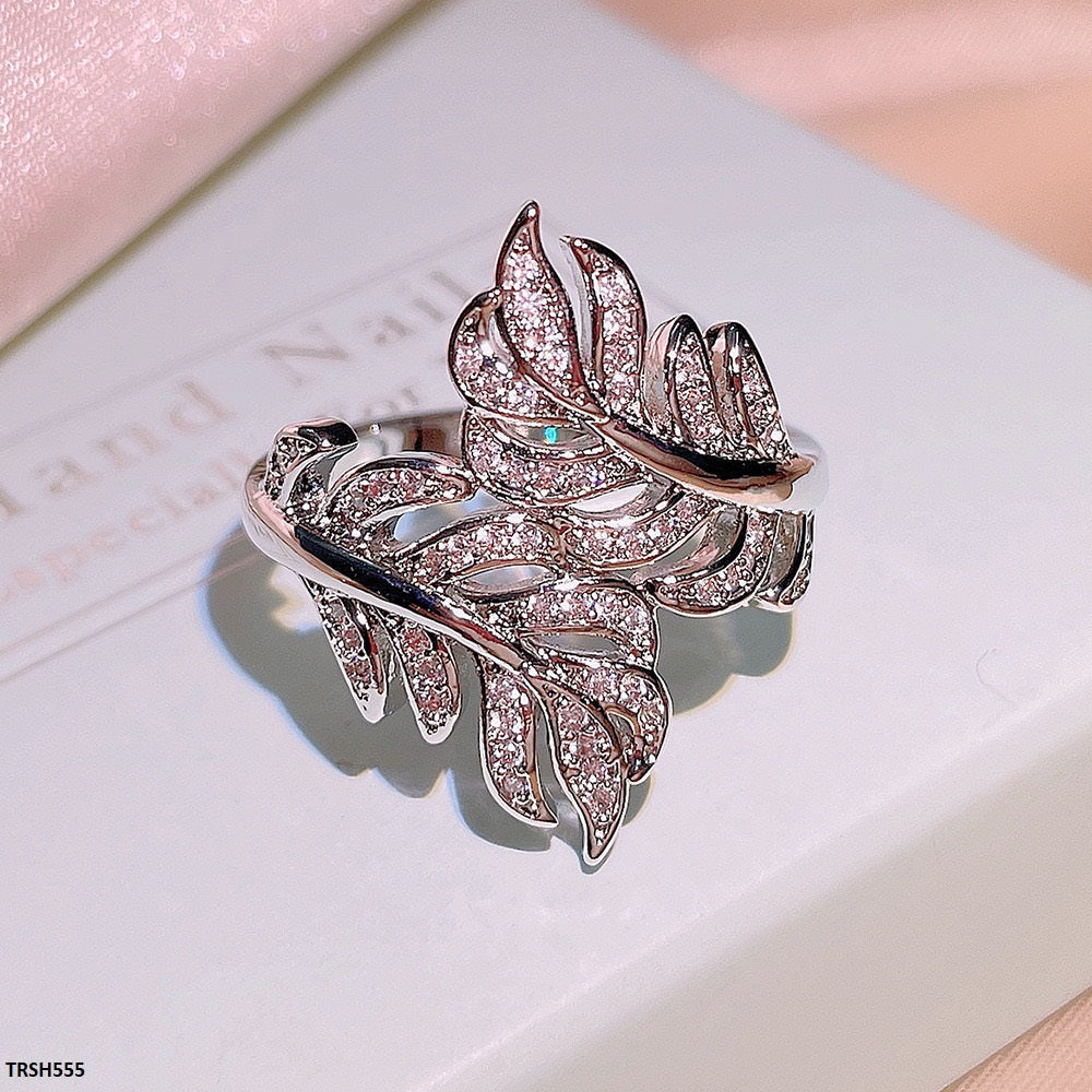 Double Leaf Zircon Ring