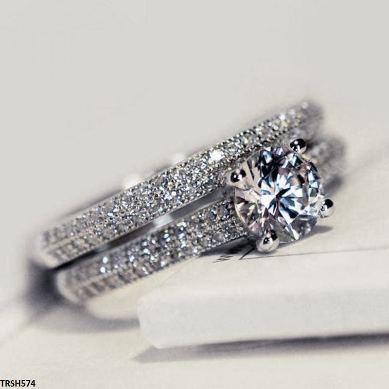 Couple Zircon Ring