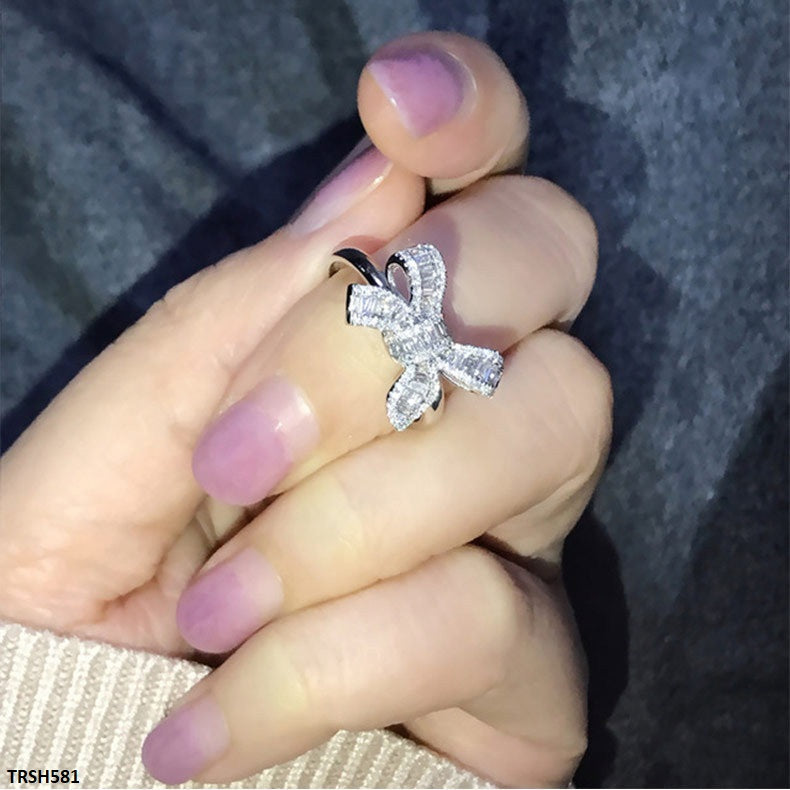 Bow Ring