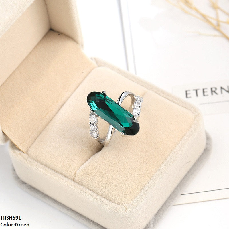 Spinel Three Layer Ring