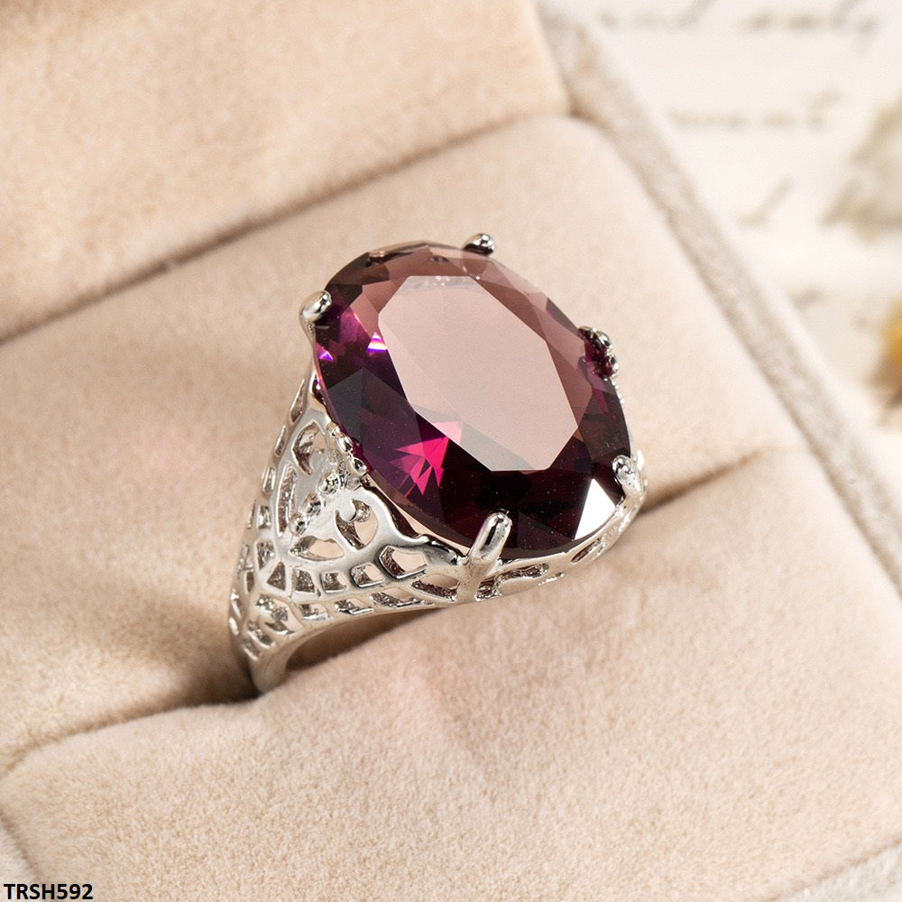 Oval Ring