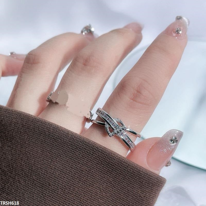 Cross D Ring Adjustable
