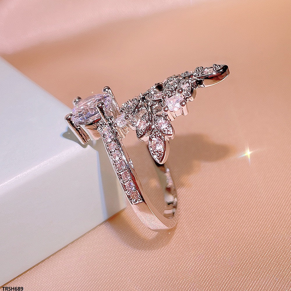 Leaf Oval Stone Zircon Ring
