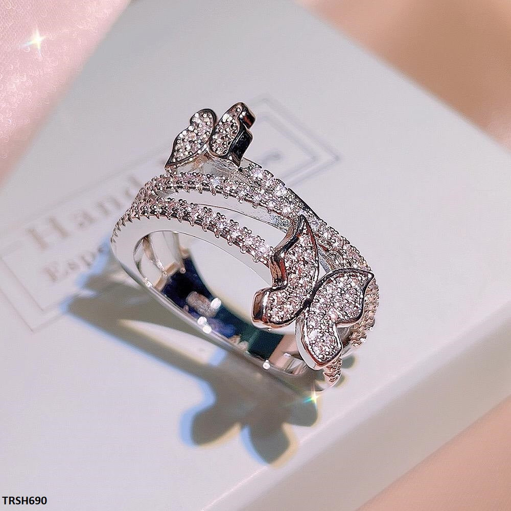 Double Butterfly Ring
