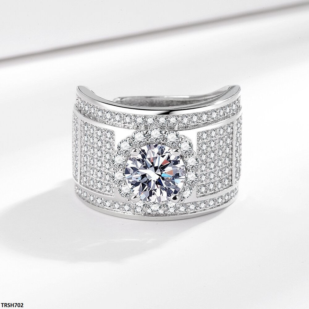 Pave Round Stone Ring Adjustable