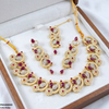 Tear/Round Necklace Set