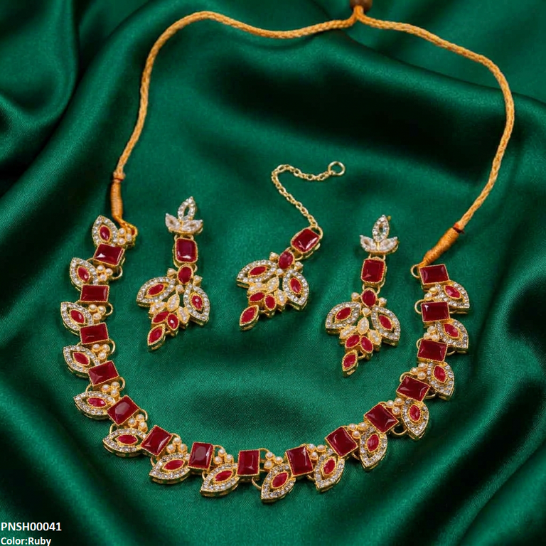 Marquise Necklace Set