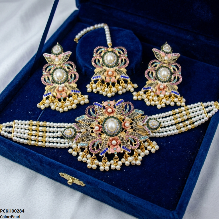 Round Flower Pearl Drop Choker Set