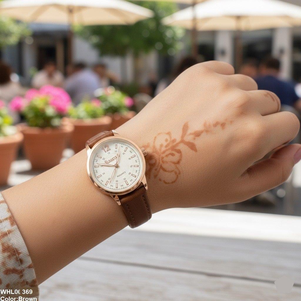 Round Luxe Leather Women's Watch
