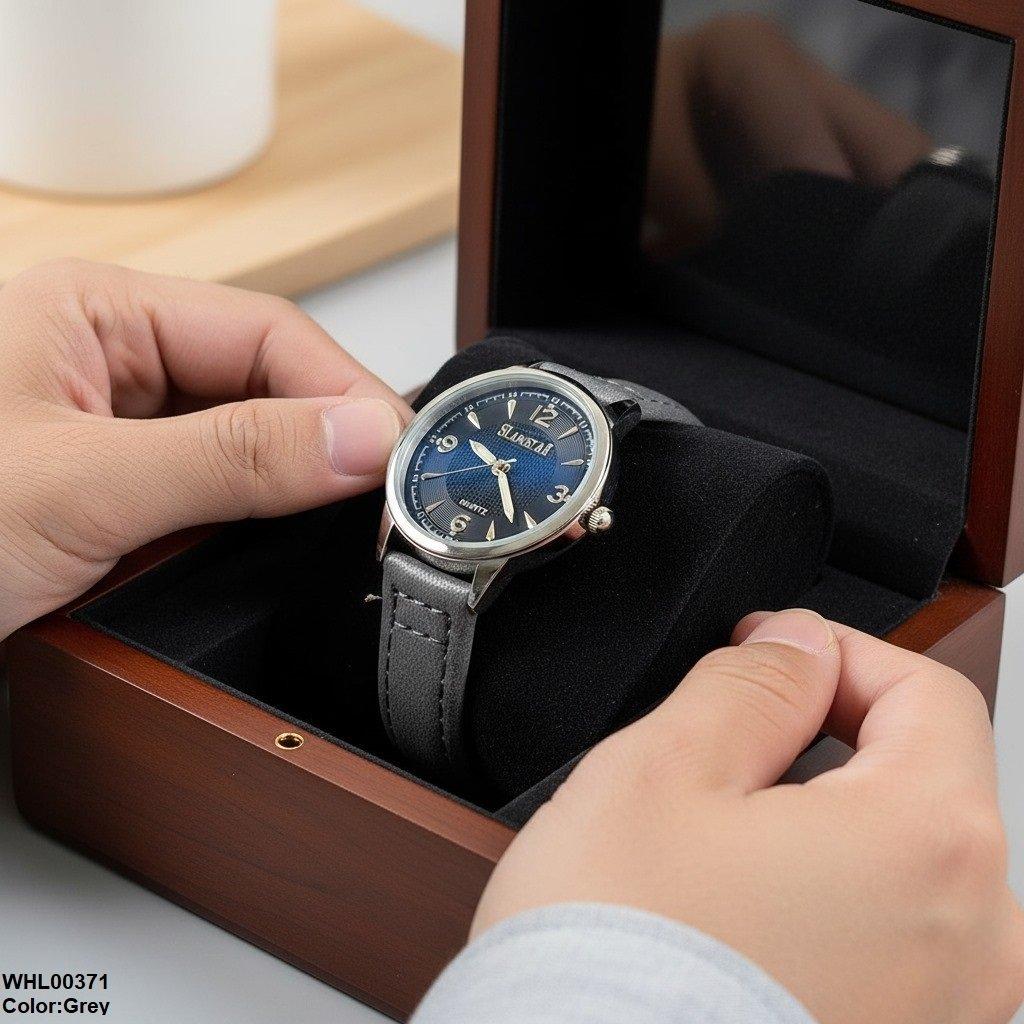 Round Dial Women's Watch