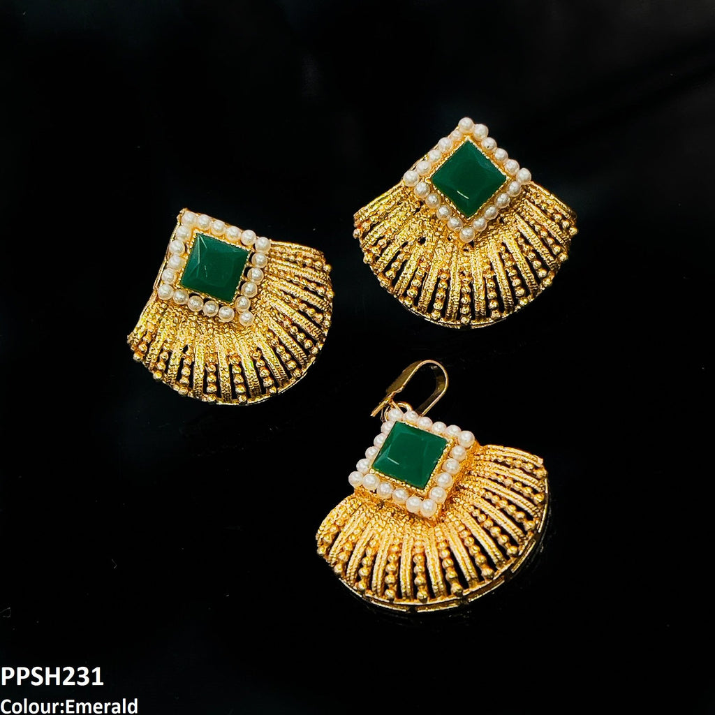 Pearl Square Pendant Set