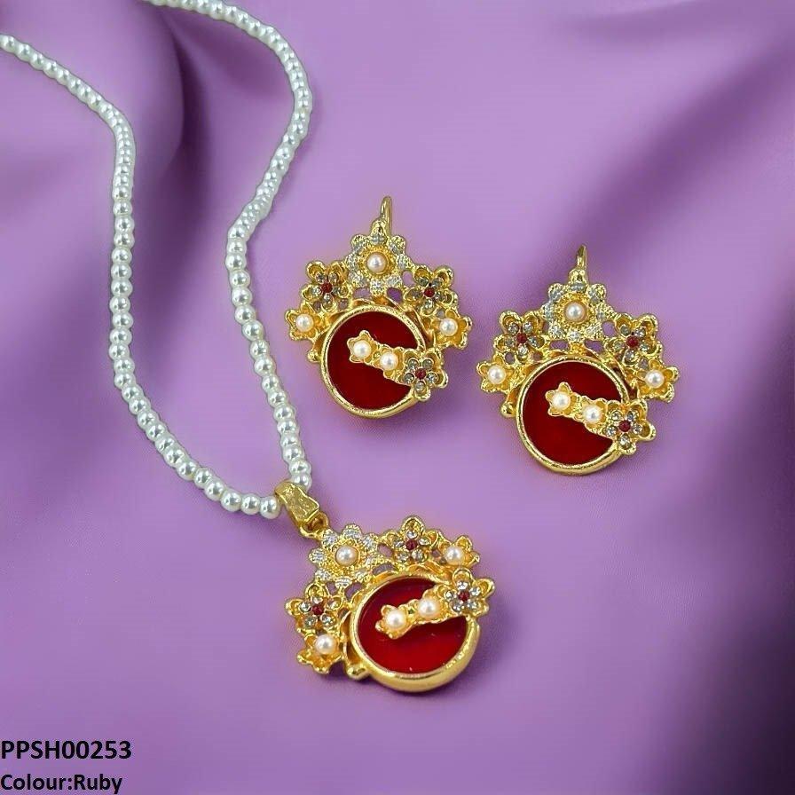 Flower Round Pendant Set