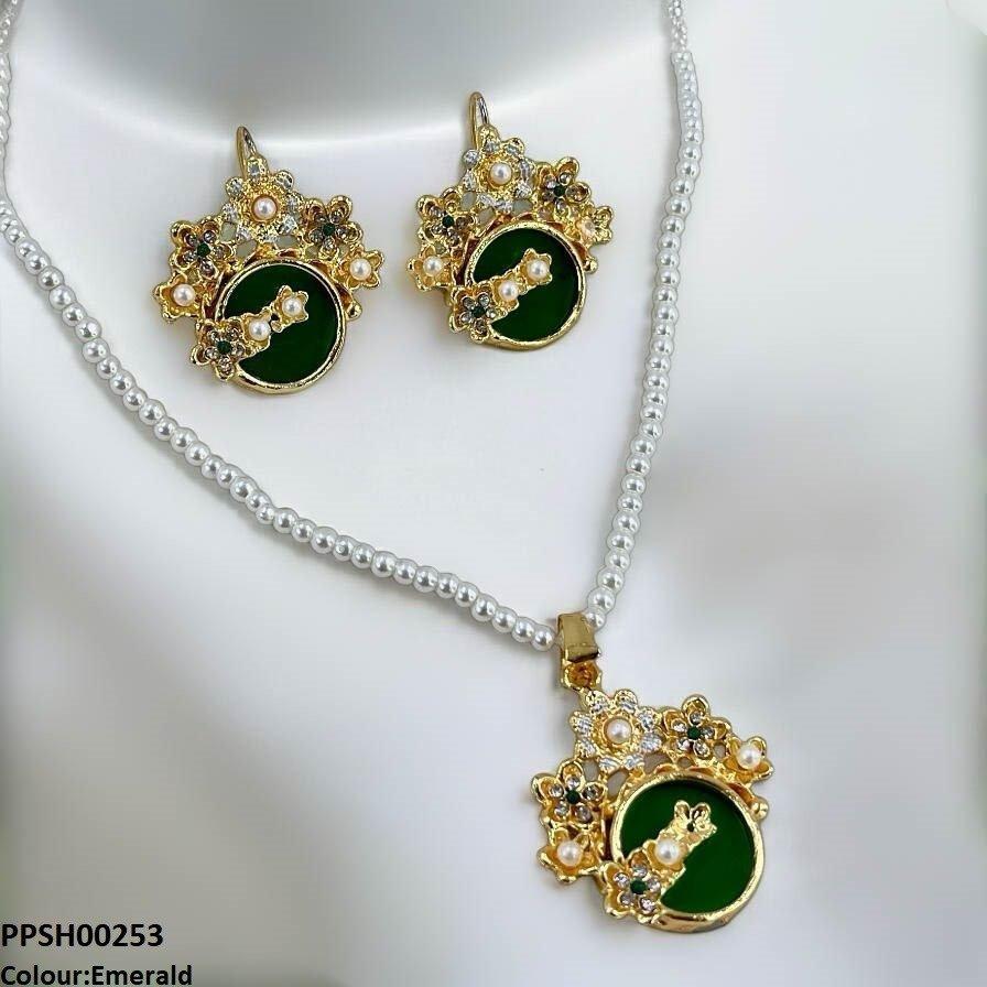 Flower Round Pendant Set