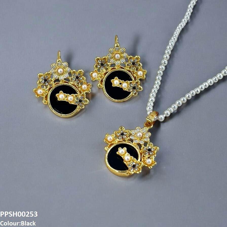 Flower Round Pendant Set