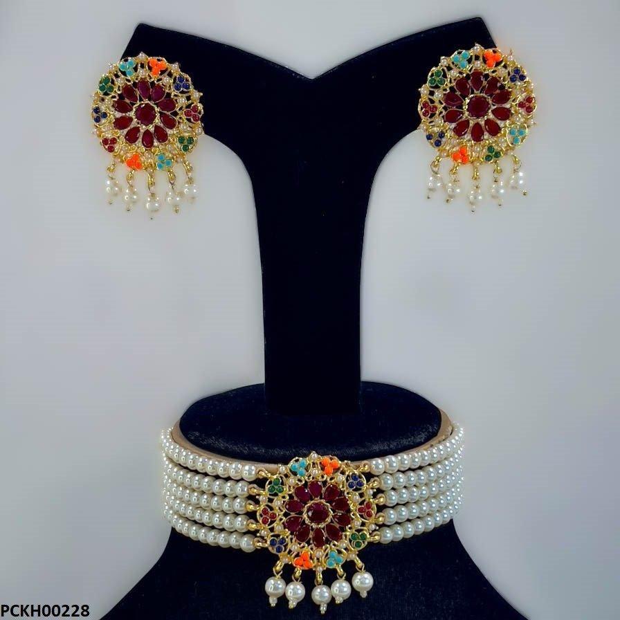 Multi Pearl Choker Set