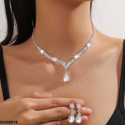 Tear/Flower Necklace Set