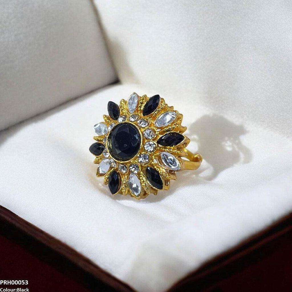 Tear/Round Flower Ring Adjustable Ring