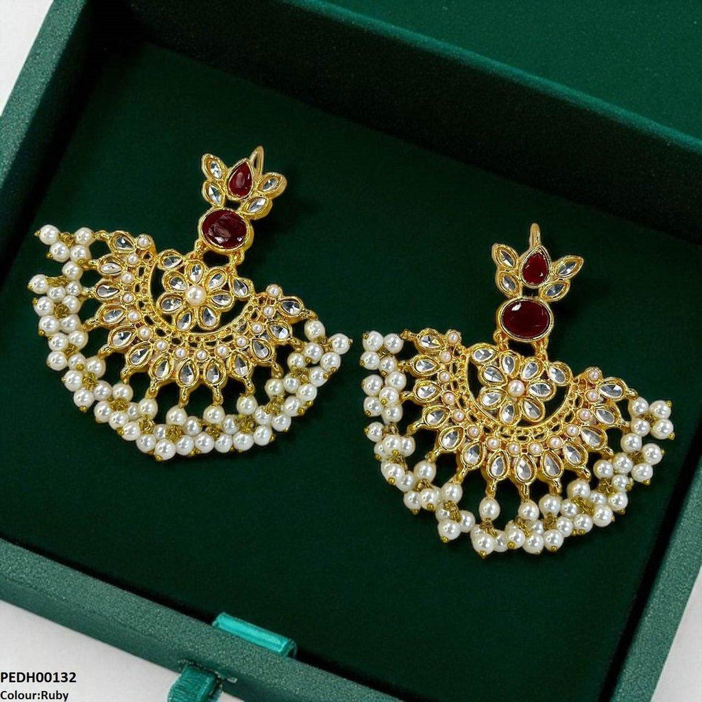 Oval/Tear Pearl Drop Earrings